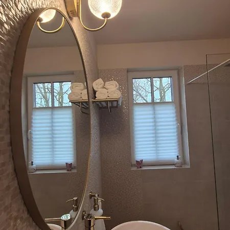 Kali Pillango - Haz A Voelgyben