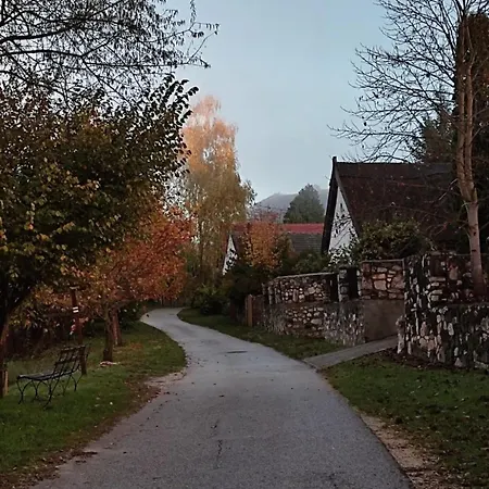 Kali Pillango - Haz A Voelgyben *