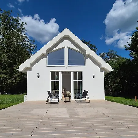 Kali Pillango - Haz A Voelgyben 別荘